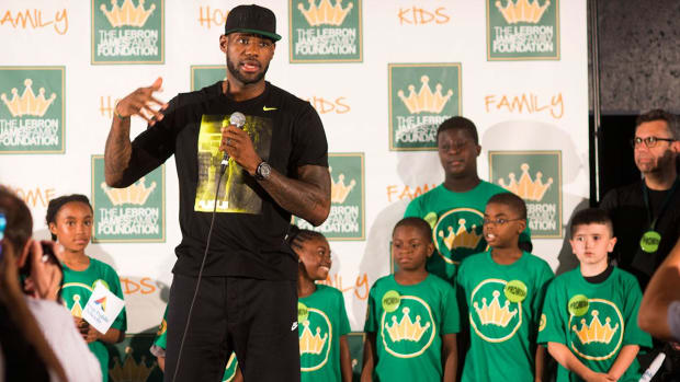 lebron-james-school-akron-plans.jpg